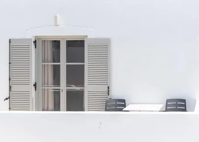 Swell S1 Maisonette In Apartman Náusza